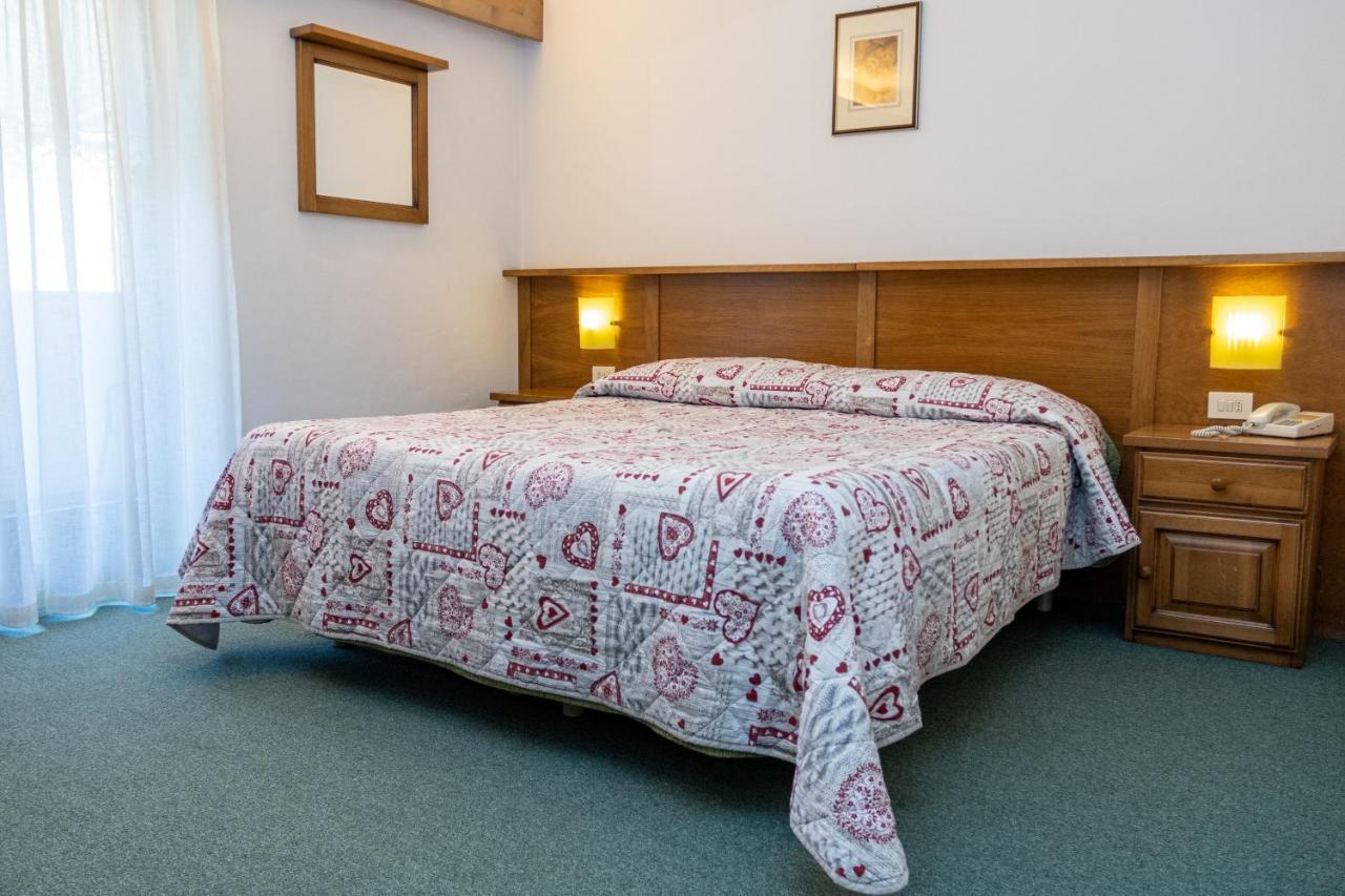 Wellness Hotel Dolomia Soraga Esterno foto