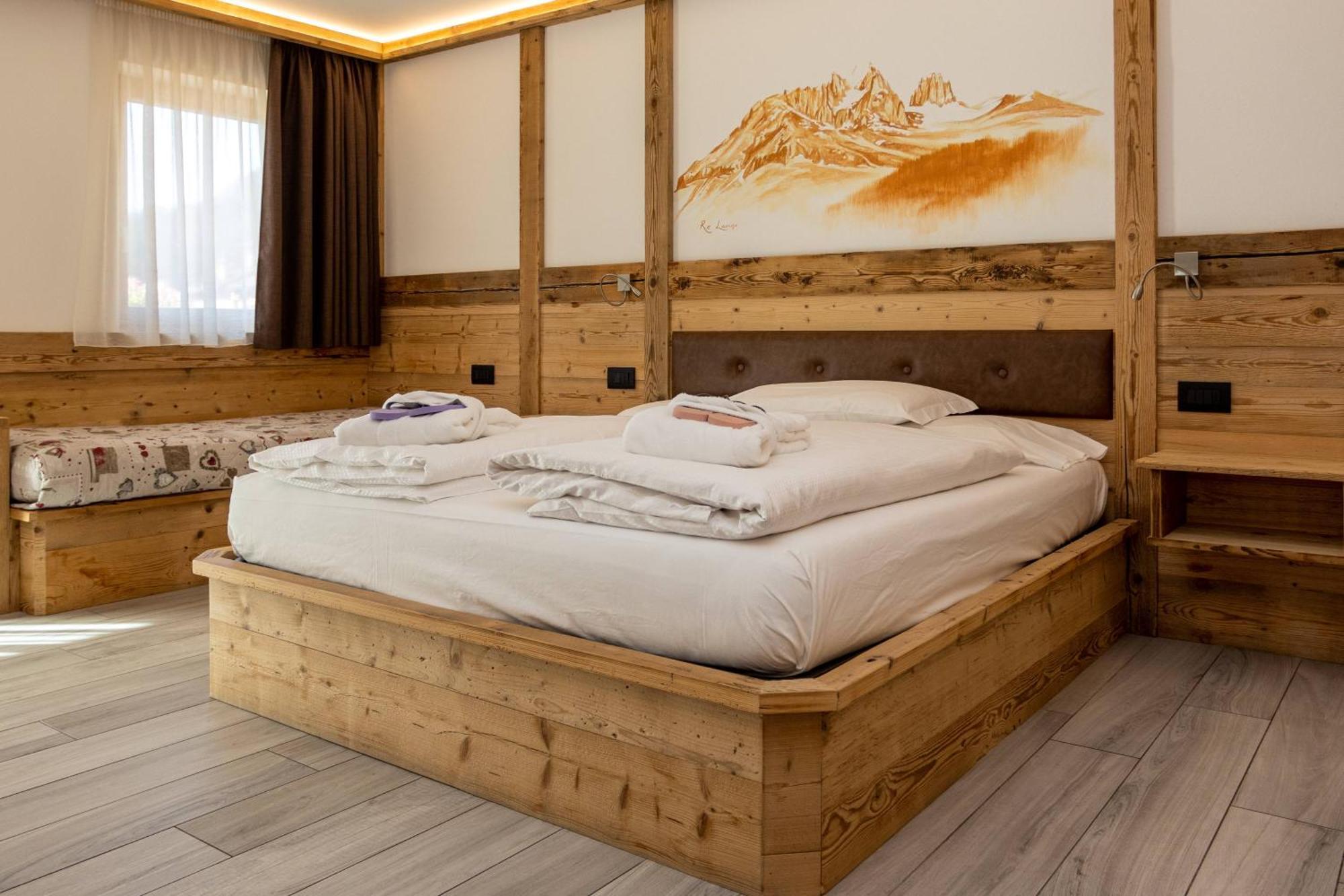 Wellness Hotel Dolomia Soraga Esterno foto