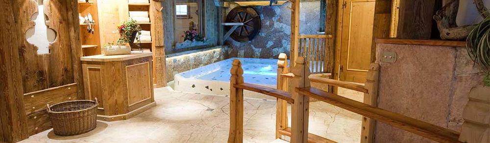 Wellness Hotel Dolomia Soraga Esterno foto