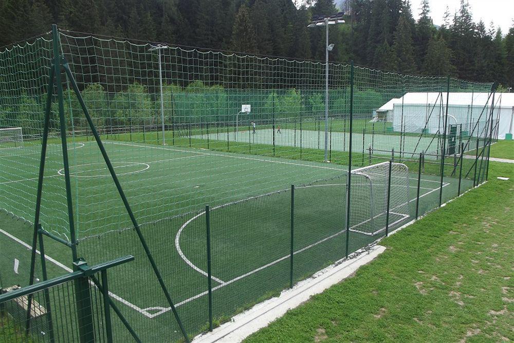 Wellness Hotel Dolomia Soraga Esterno foto