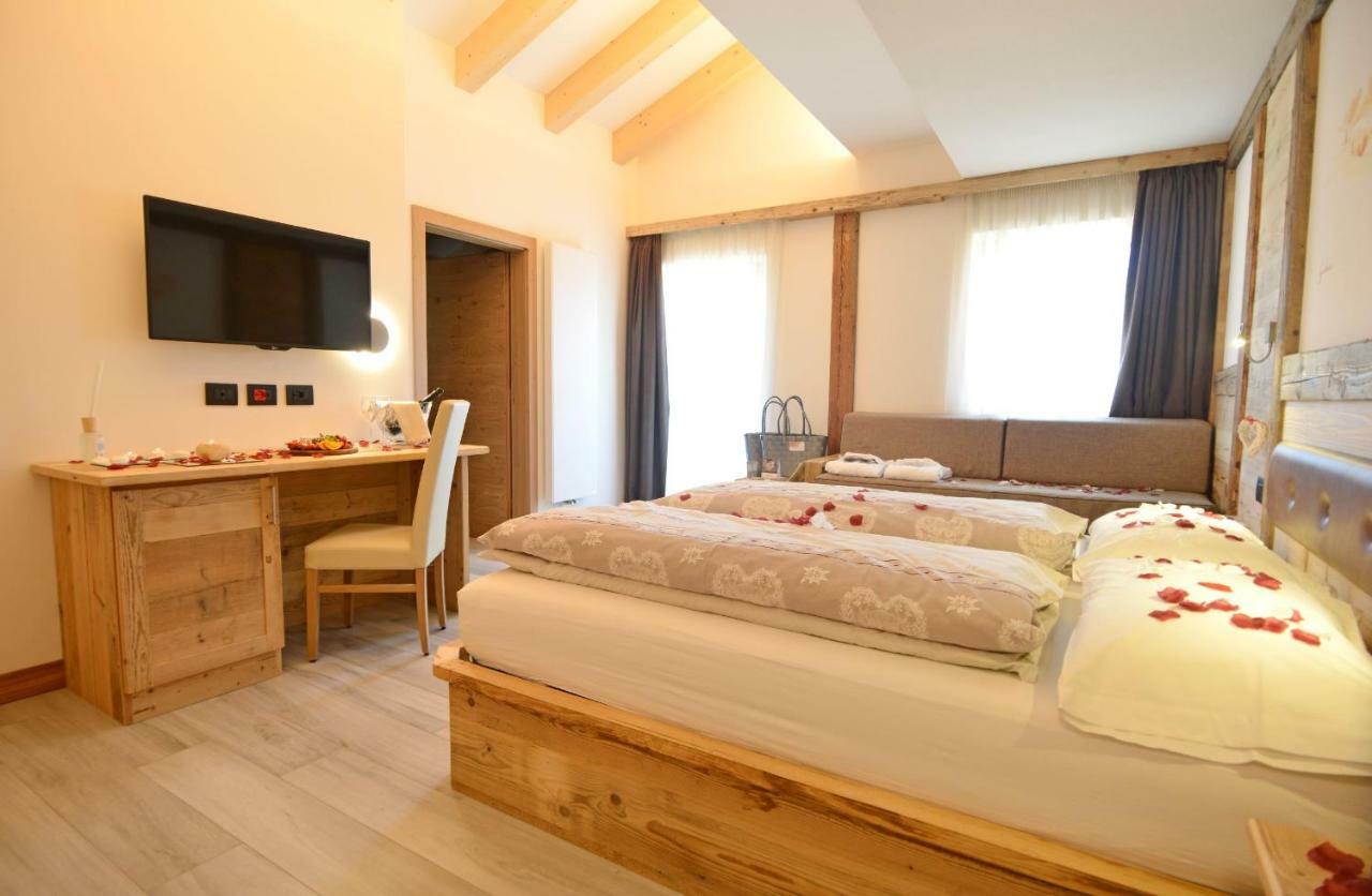 Wellness Hotel Dolomia Soraga Esterno foto