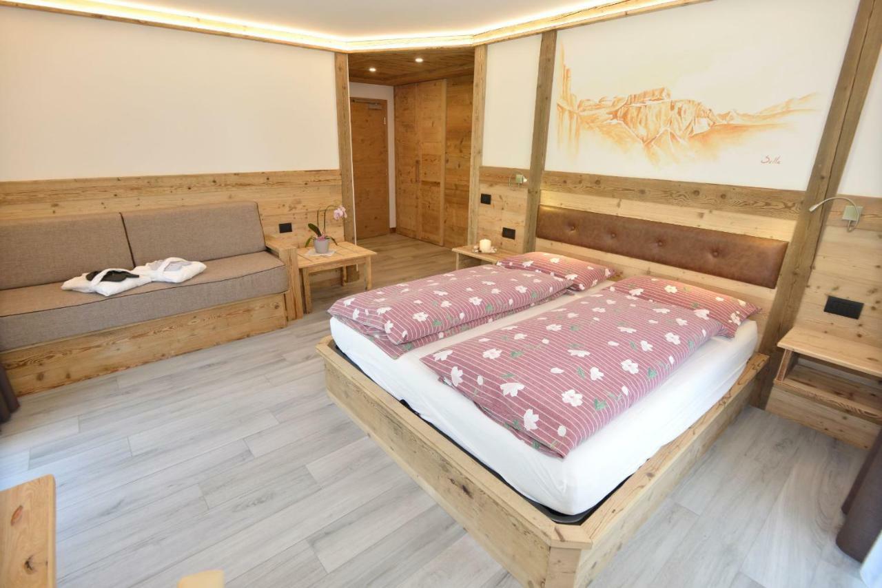 Wellness Hotel Dolomia Soraga Esterno foto